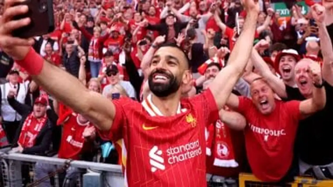 جماهير ليفربول تقدم لمحمد صلاح وعداً قبل نهاية مشواره في أنفيلد